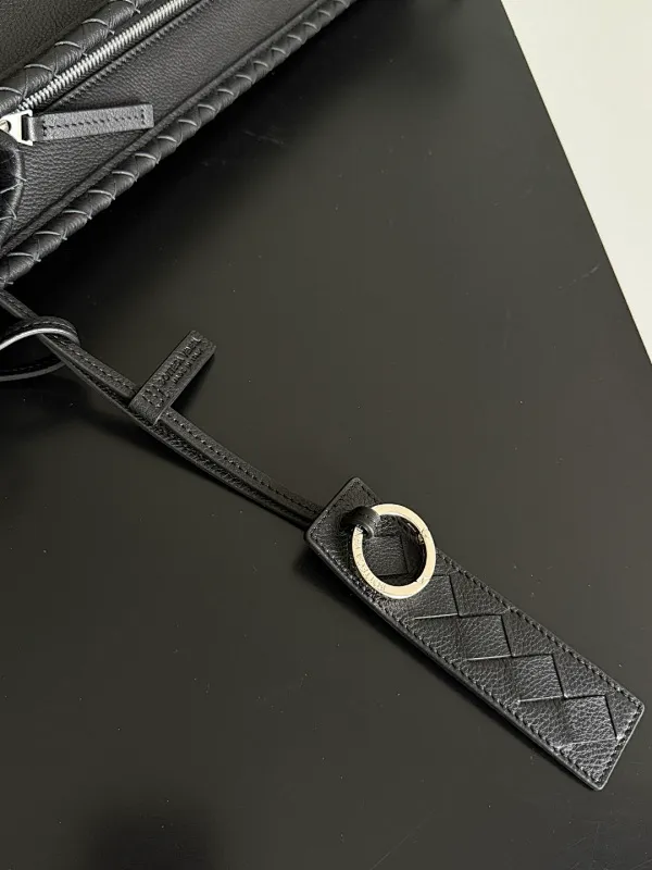 All categories 💚 Top version men’s bags 💚 BV 2026 official website new BV crossbody bag